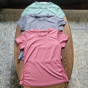 Icyzone Bundle of 3 Activewear Short Sleeve Workout Shirts Size Women's Medium